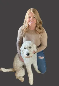 Ashlie — office manager