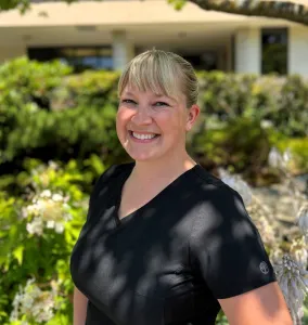 Laura — Front office/ dental Assistant